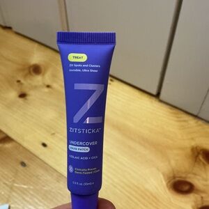 Undercover Liquid Patch - Purple - Women Skincare